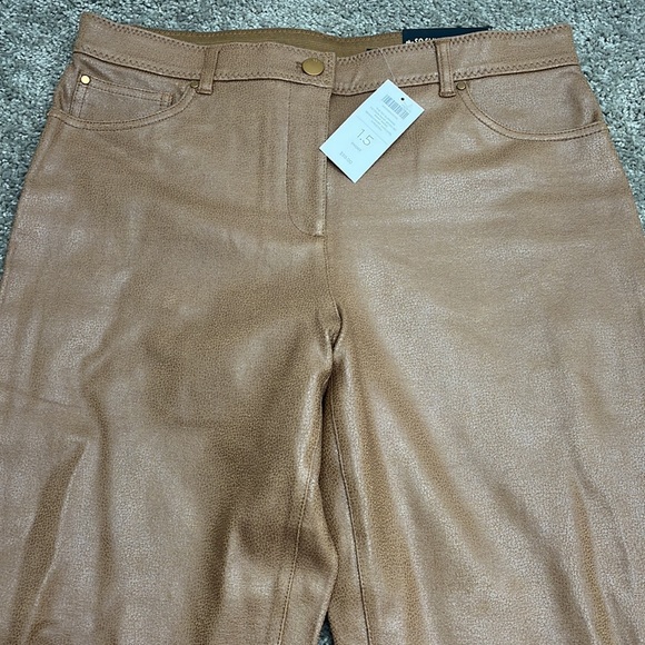 NWT Chico’s 1.5 Short Slimming Peyton Brown Faux Leather Stretch Slim Leg Pant - Picture 2 of 11